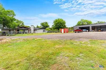 1806 Bridge Street, Gatesville, TX 76528 - Photo 41