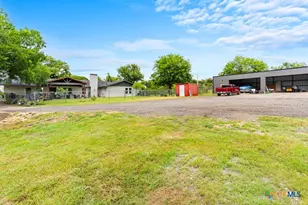 1806 Bridge St, Gatesville, TX 76528 - Photo 41