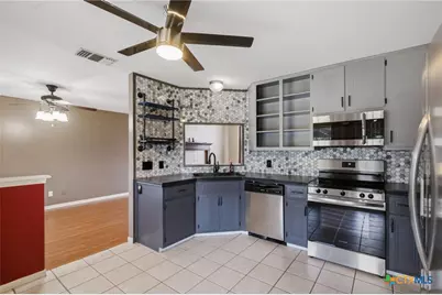 105 Sunrise Court, Victoria, TX 77901 - Photo 9