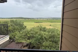 976 Parkview Dr, Canyon Lake, TX 78133 - Photo 23