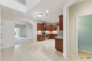 976 Parkview Dr, Canyon Lake, TX 78133 - Photo 9