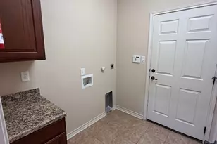 976 Parkview Dr, Canyon Lake, TX 78133 - Photo 37