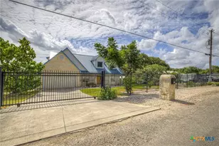 163 Riedel Ln, Canyon Lake, TX 78133 - Photo 5
