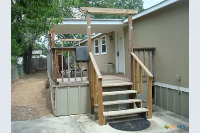 118 Country Oaks Drive, La Vernia, TX 78121 - Photo 5