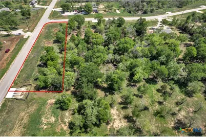 112 Empire Street, Elgin, TX 78621 - Photo 9