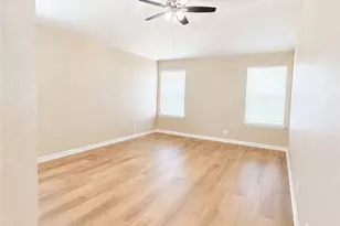 136 Musgrav, Kyle, TX 78640 - Photo 11