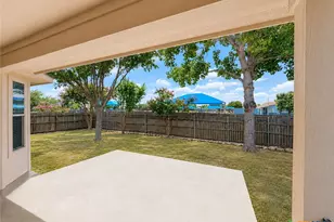 136 Musgrav, Kyle, TX 78640 - Photo 27