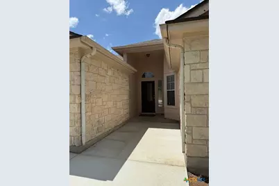 136 Musgrav, Kyle, TX 78640 - Photo 3