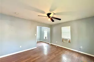 1006 N Goldman St, Victoria, TX 77901 - Photo 17