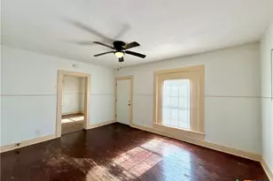 1006 N Goldman St, Victoria, TX 77901 - Photo 11