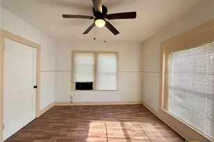 1006 N Goldman St, Victoria, TX 77901 - Photo 5