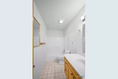 438 Westpark Avenue, Victoria, TX 77905 - Photo 17