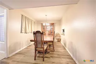 101 Mc Dow St, Victoria, TX 77901 - Photo 9
