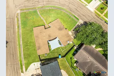 101 Mc Dow Street, Victoria, TX 77901 - Photo 33
