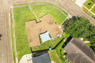 101 Mc Dow St, Victoria, TX 77901 - Photo 33
