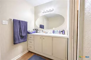 101 Mc Dow St, Victoria, TX 77901 - Photo 21