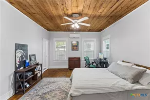 721 W Kings Hwy, San Antonio, TX 78212 - Photo 27