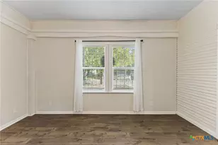 721 W Kings Hwy, San Antonio, TX 78212 - Photo 9