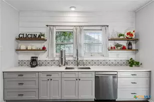 721 W Kings Hwy, San Antonio, TX 78212 - Photo 19