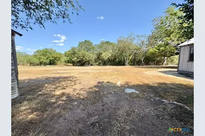 134 E North Street, Goliad, TX 77963 - Photo 21