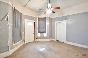 216 Fortune St, Marlin, TX 76661 - Photo 9