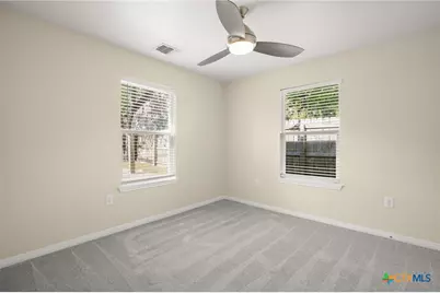 1705 E 14th Street #B, Austin, TX 78702 - Photo 15