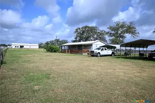 334 Johnson Farms Rd Rd, Harwood, TX 78632 - Photo 1