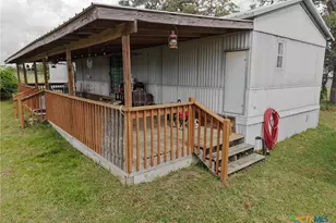 334 Johnson Farms Rd Rd, Harwood, TX 78632 - Photo 5
