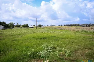 334 Johnson Farms Rd Rd, Harwood, TX 78632 - Photo 11