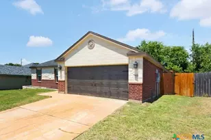 3907 Dewitt County Ct, Killeen, TX 76549 - Photo 3