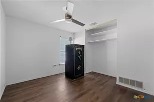 7605 Marigold Trace St, San Antonio, TX 78233 - Photo 19
