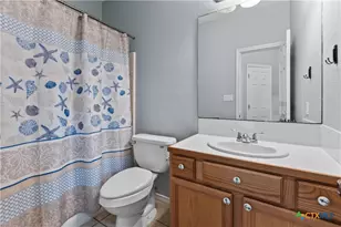 137 Bonnies Way, New Braunfels, TX 78130 - Photo 19