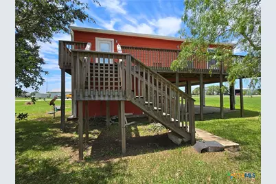 205 Buckskin Drive, Palacios, TX 77465 - Photo 9