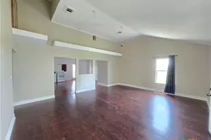 205 Buckskin Dr, Palacios, TX 77465 - Photo 13