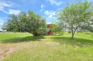 205 Buckskin Dr, Palacios, TX 77465 - Photo 27