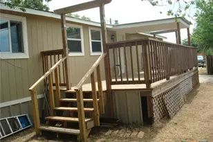 5025 Blue Bonnet St, Seguin, TX 78155 - Photo 9