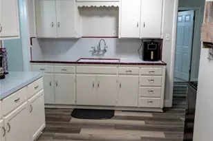 1608 Bexar Ave, Victoria, TX 77901 - Photo 7