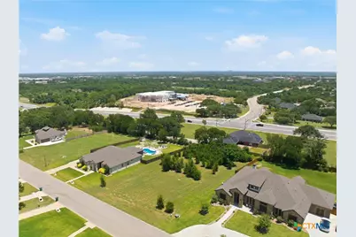 578 Creekside Drive, Belton, TX 76513 - Photo 5