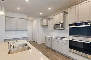 1888 Caponier St, Nolanville, TX 76559 - Photo 5