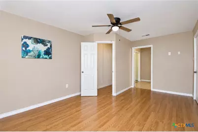 606 E Mesquite Lane, Victoria, TX 77901 - Photo 11