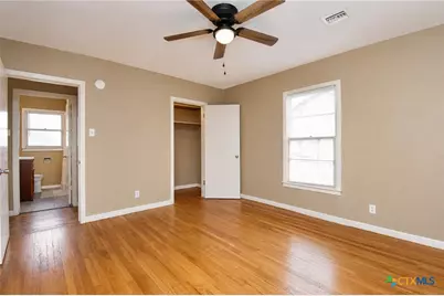 606 E Mesquite Lane, Victoria, TX 77901 - Photo 17