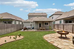 890 Casetta Trl, New Braunfels, TX 78130 - Photo 37