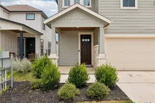 890 Casetta Trl, New Braunfels, TX 78130 - Photo 5