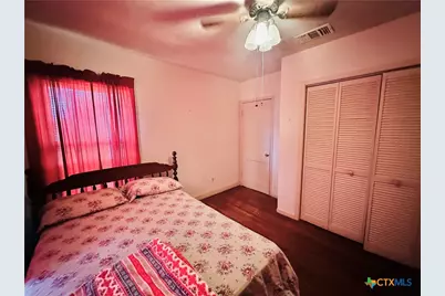 226 Duggan Street, Seguin, TX 78155 - Photo 9