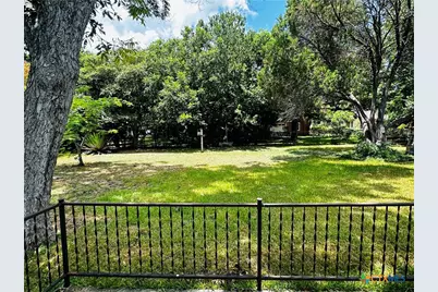 226 Duggan Street, Seguin, TX 78155 - Photo 19