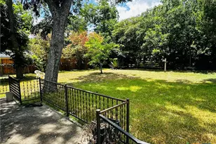 226 Duggan St, Seguin, TX 78155 - Photo 17