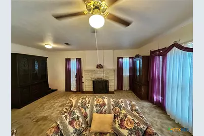 226 Duggan Street, Seguin, TX 78155 - Photo 7