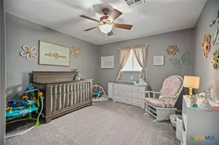 305 W Division St, Edna, TX 77957 - Photo 23