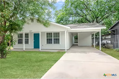 1037 N Guadalupe Street, Seguin, TX 78155 - Photo 1