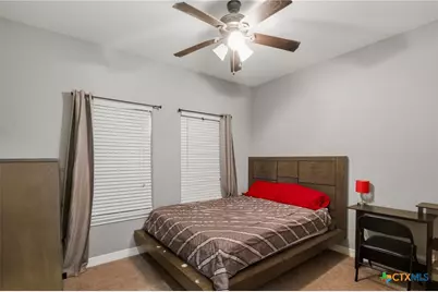 121 Nantucket Avenue, Victoria, TX 77904 - Photo 17
